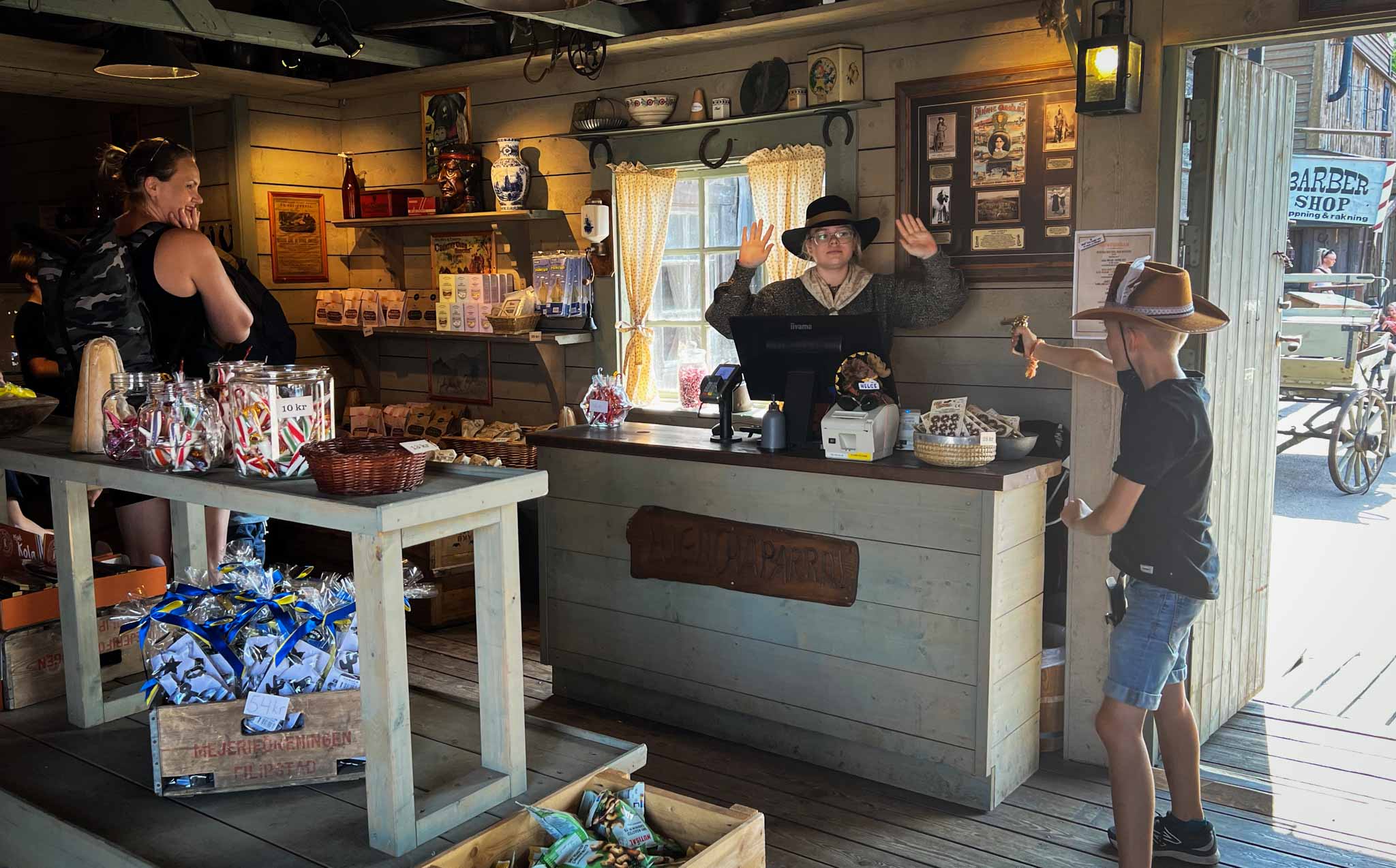 candy-store-butik-high-chaparral