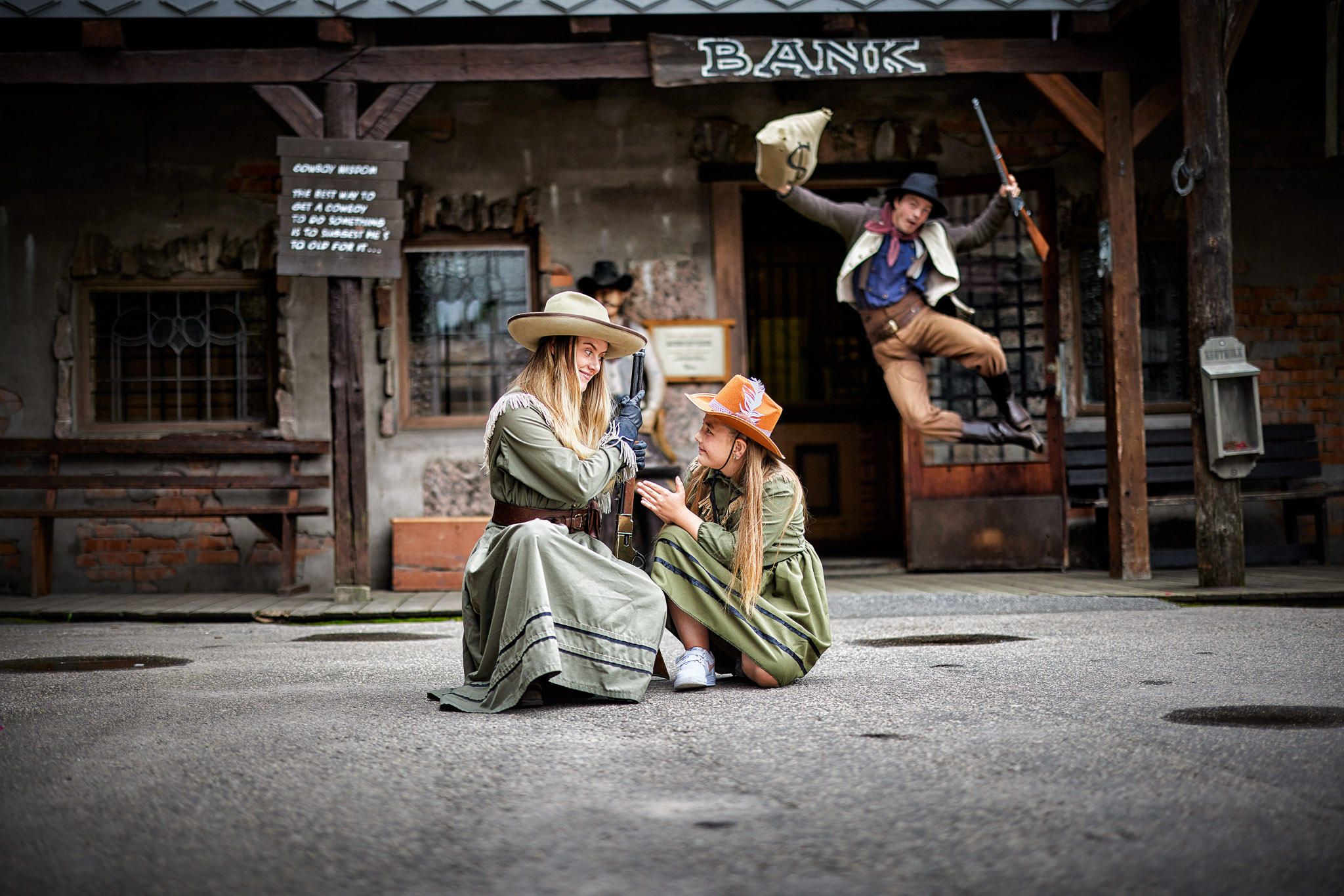 high-chaparral-annie-billy-harper