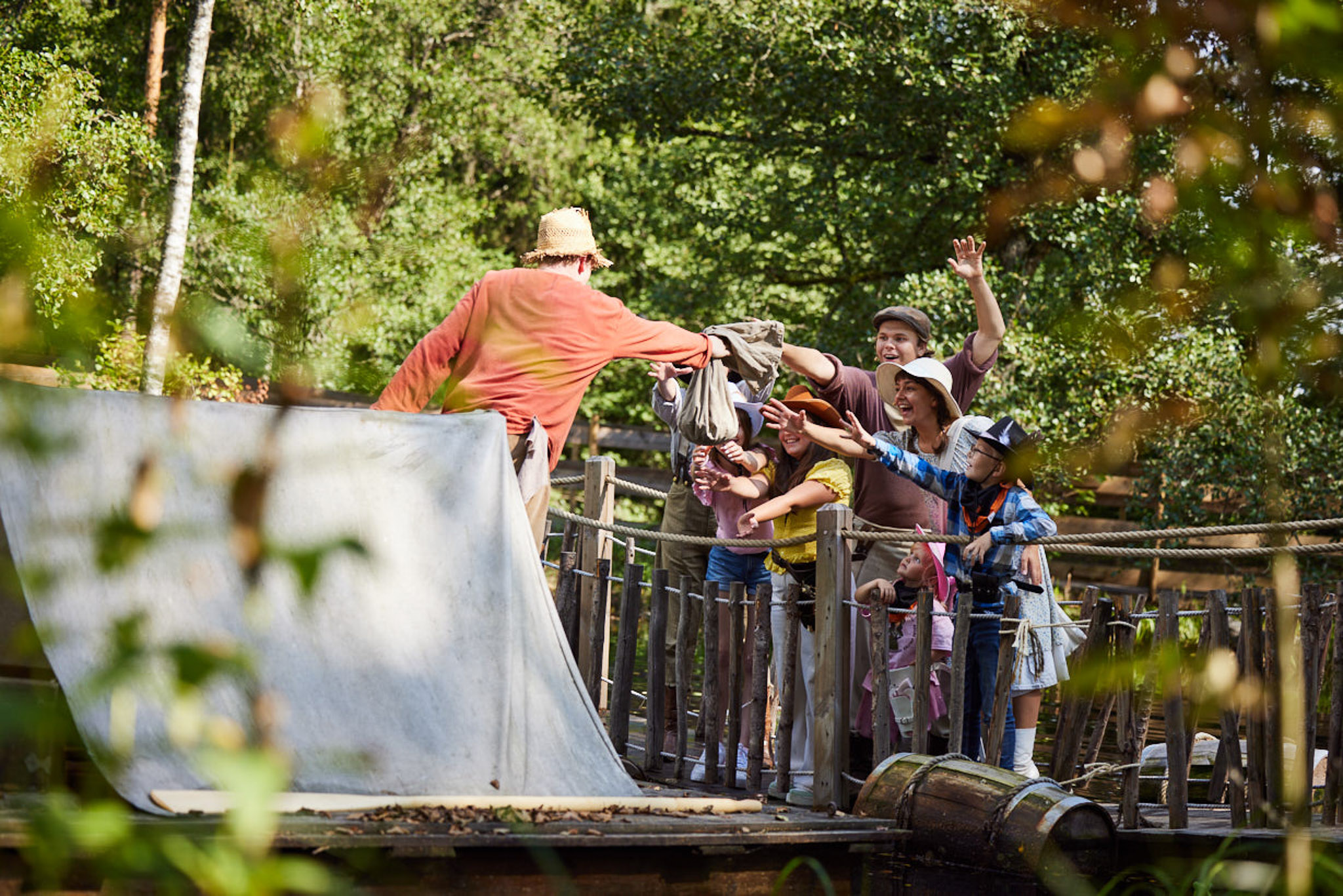 high-chaparral-vilda-vastern-barnteater-sang-och-fantasi